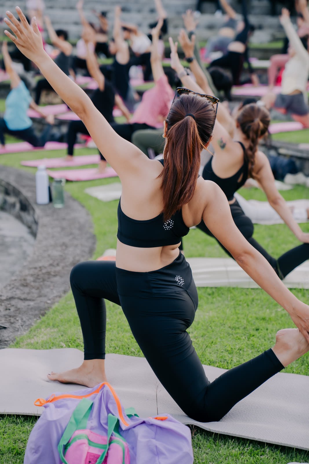 Yoga bersama AUM Wellness Club